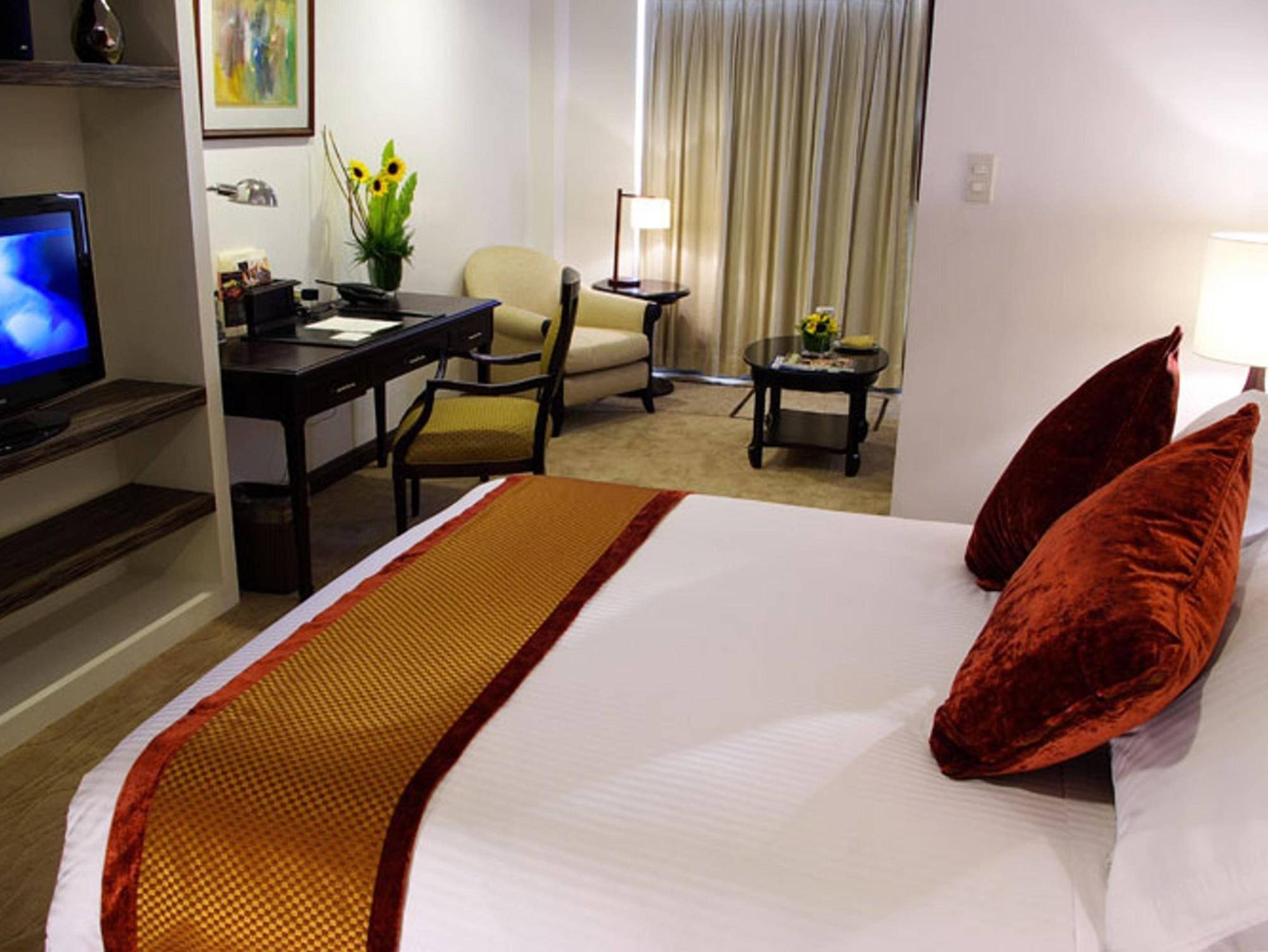 Discovery Suites Manila, Philippines Pasig City Bagian luar foto